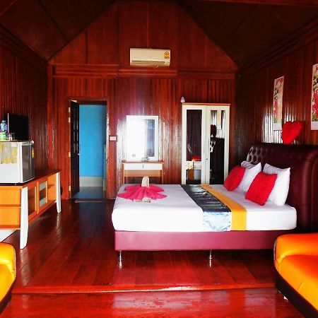 Zanom Sunrise Beach Resort Koh Lipe Exteriör bild