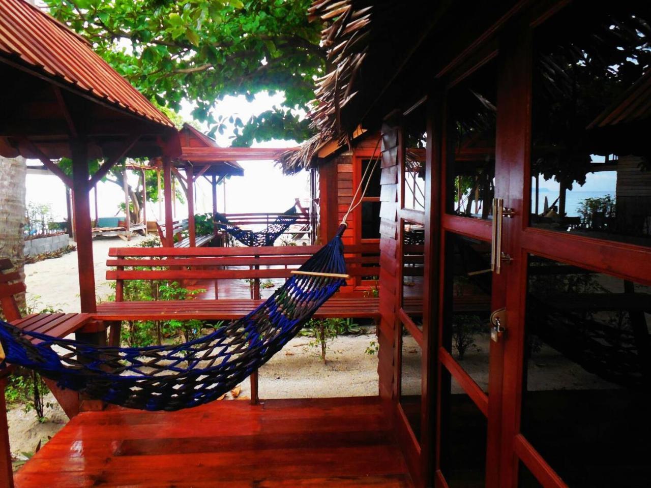 Zanom Sunrise Beach Resort Koh Lipe Exteriör bild