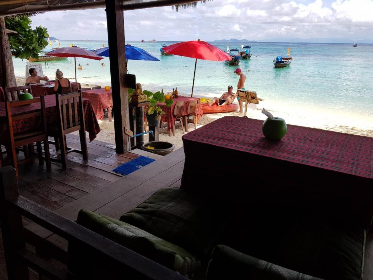 Zanom Sunrise Beach Resort Koh Lipe Exteriör bild