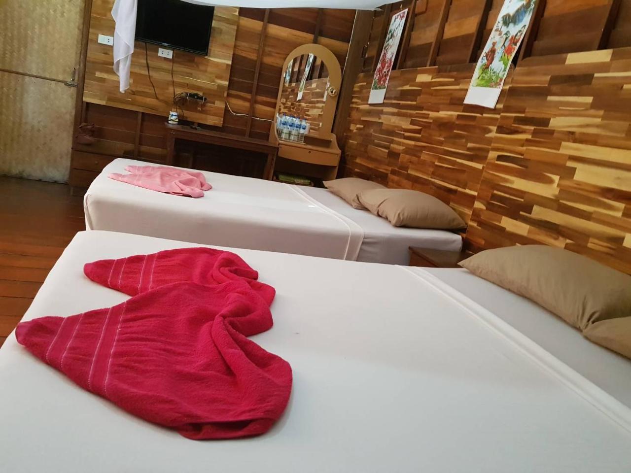 Zanom Sunrise Beach Resort Koh Lipe Exteriör bild