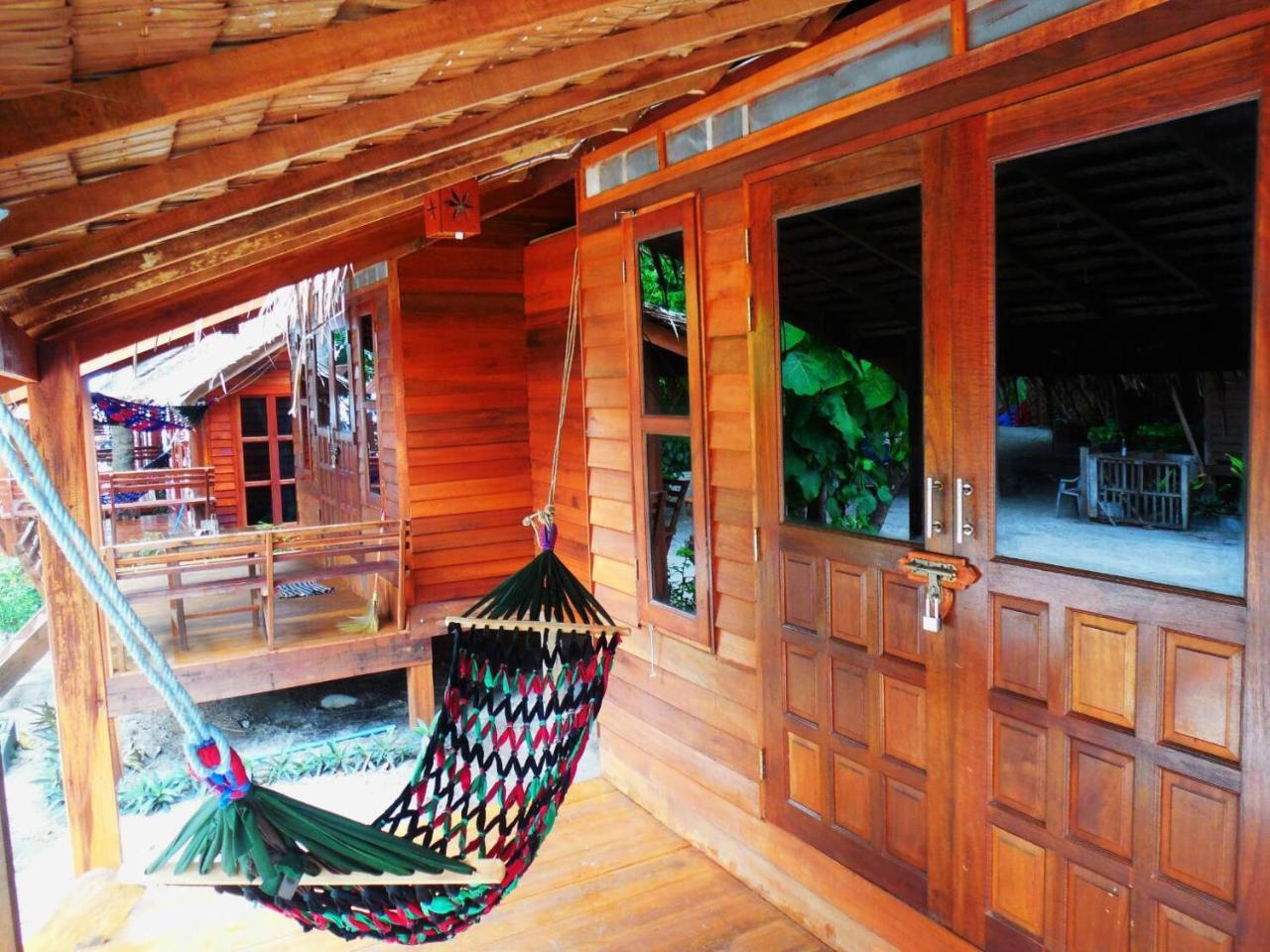 Zanom Sunrise Beach Resort Koh Lipe Exteriör bild