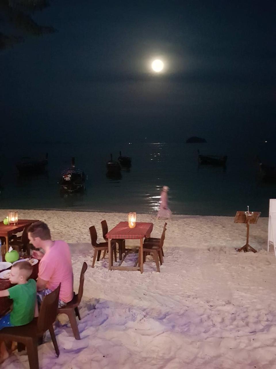 Zanom Sunrise Beach Resort Koh Lipe Exteriör bild