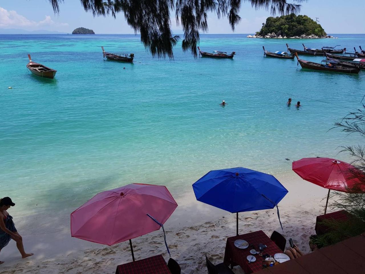 Zanom Sunrise Beach Resort Koh Lipe Exteriör bild