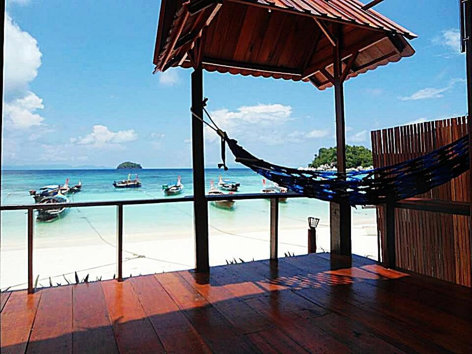 Zanom Sunrise Beach Resort Koh Lipe Exteriör bild