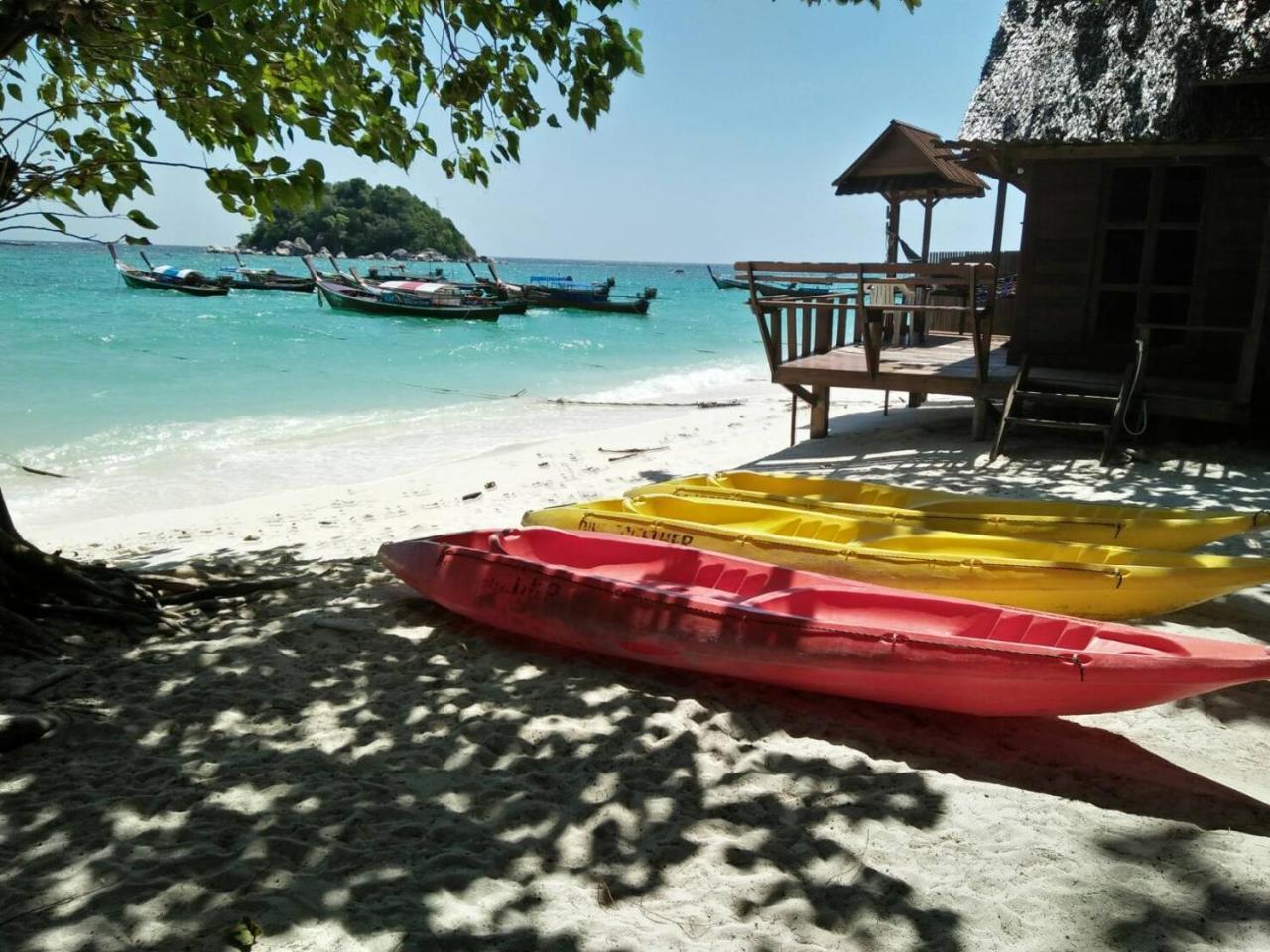 Zanom Sunrise Beach Resort Koh Lipe Exteriör bild
