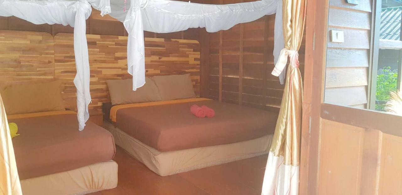 Zanom Sunrise Beach Resort Koh Lipe Exteriör bild